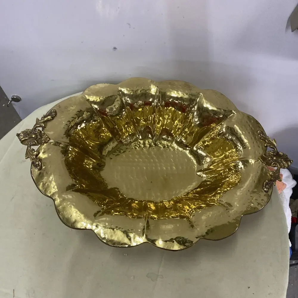 Large Vintage Fruitbowl Centerpiece In Gold Metal Mid 20th Century Italy